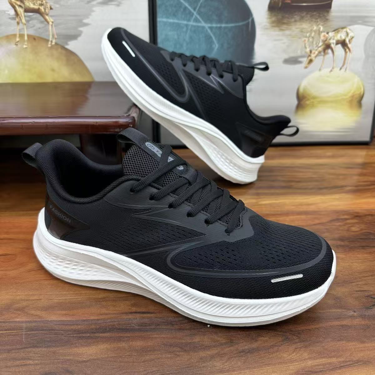 2026 Summer Men's Breathable M - Men Shoes Runners 评论和价格
